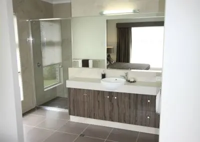 Simple Elegant Bathroom Design Toowoomba